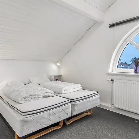 Διαμέρισμα Sighwald - 2-3km From The Sea By Interhome